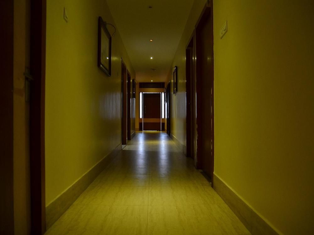 Oyo 3019 Hotel Lingaraj Bhubaneswar Bagian luar foto