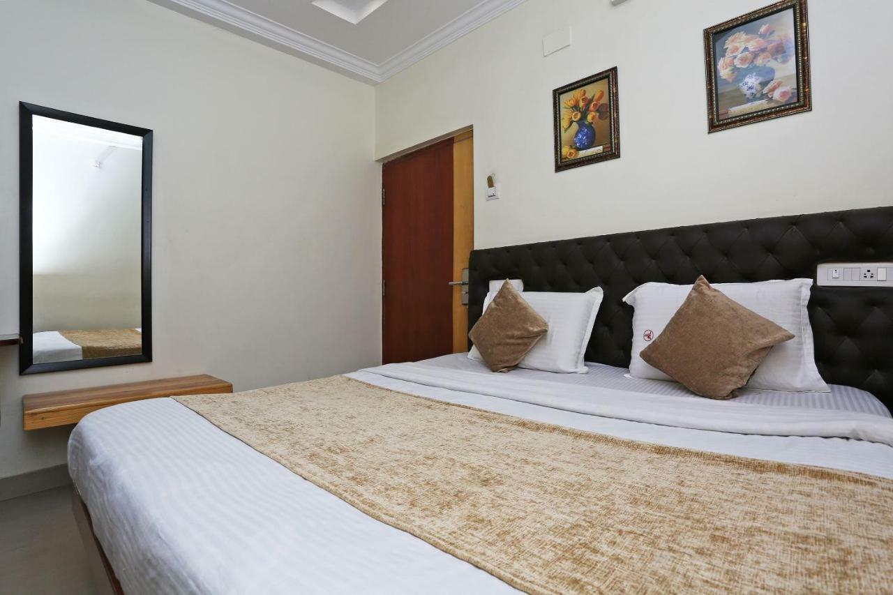 Oyo 3019 Hotel Lingaraj Bhubaneswar Bagian luar foto